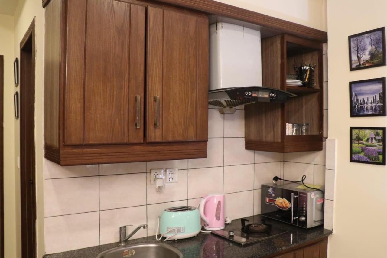 Cozy Studio Apartment In Bahria Town Rawalpindi Exterior foto